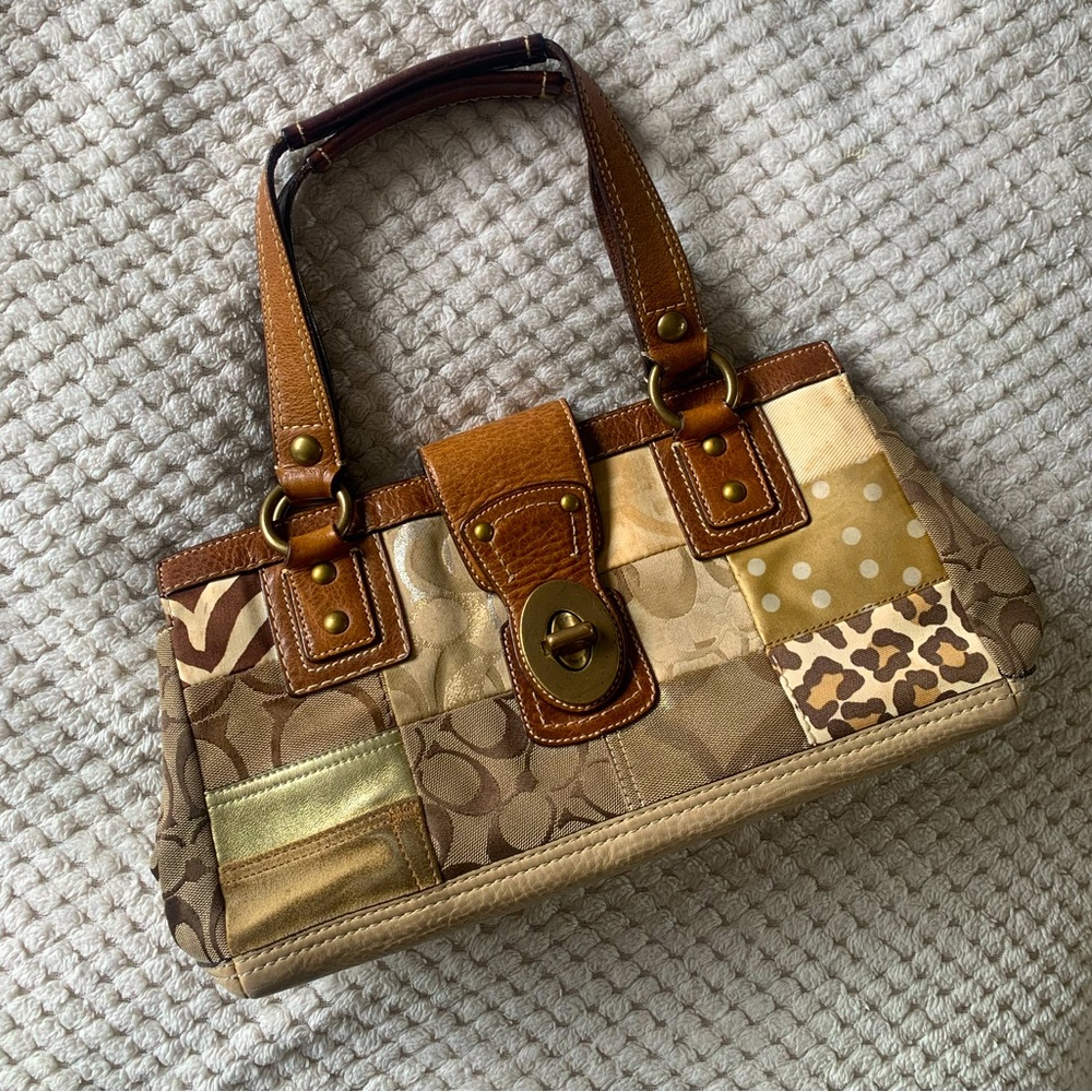 Coach vintage shoulder bag